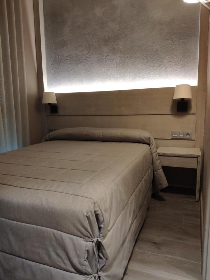 Hostal Pey Bohí الغرفة الصورة